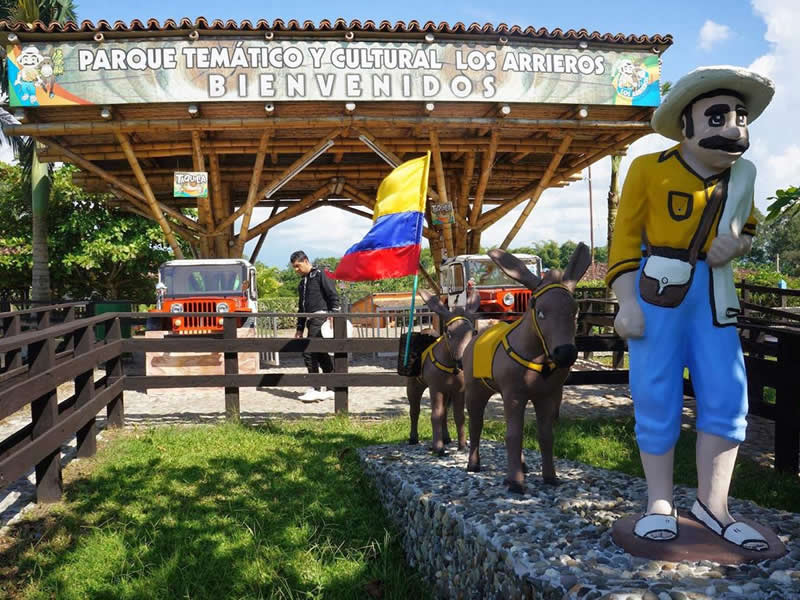 Park Los Arrieros Tradition, Culture and Family Fun